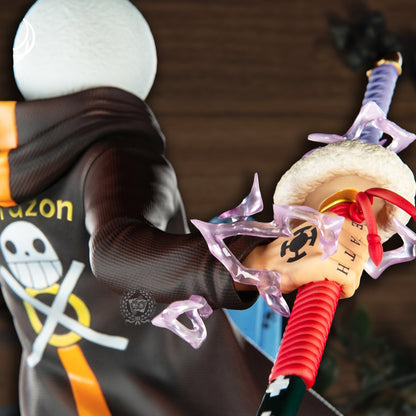 Trafalgar Law One Piece Premium Resin Statue Tsume Art Ikigai Detailansicht Rückseite